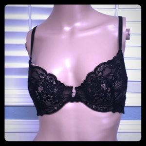 Victoria’s Secret Bra 36C
